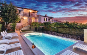 Gorgeous Home In Pula